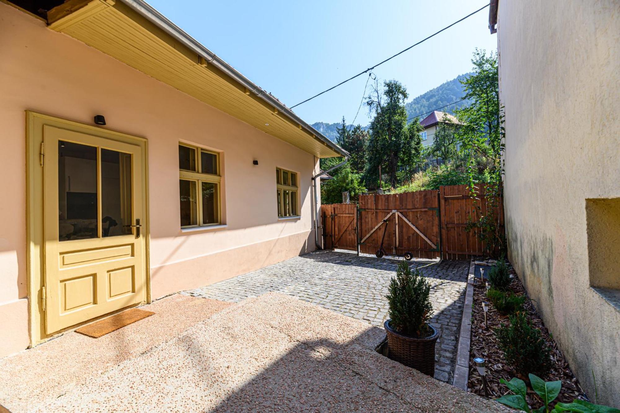 Lagom - Hot Tub Hideout Brașov Exterior foto