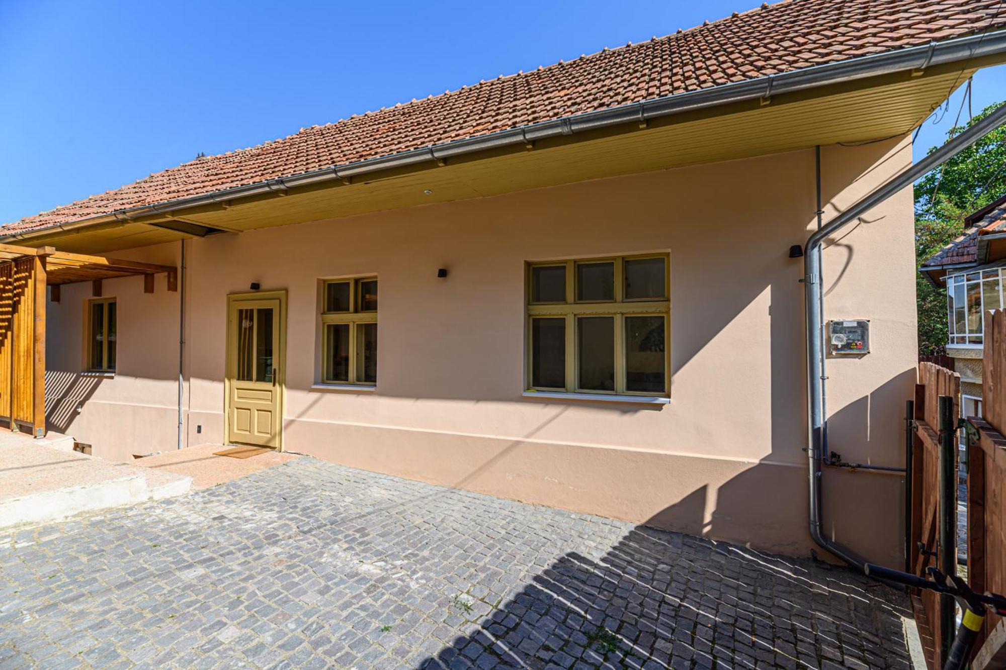 Lagom - Hot Tub Hideout Brașov Exterior foto